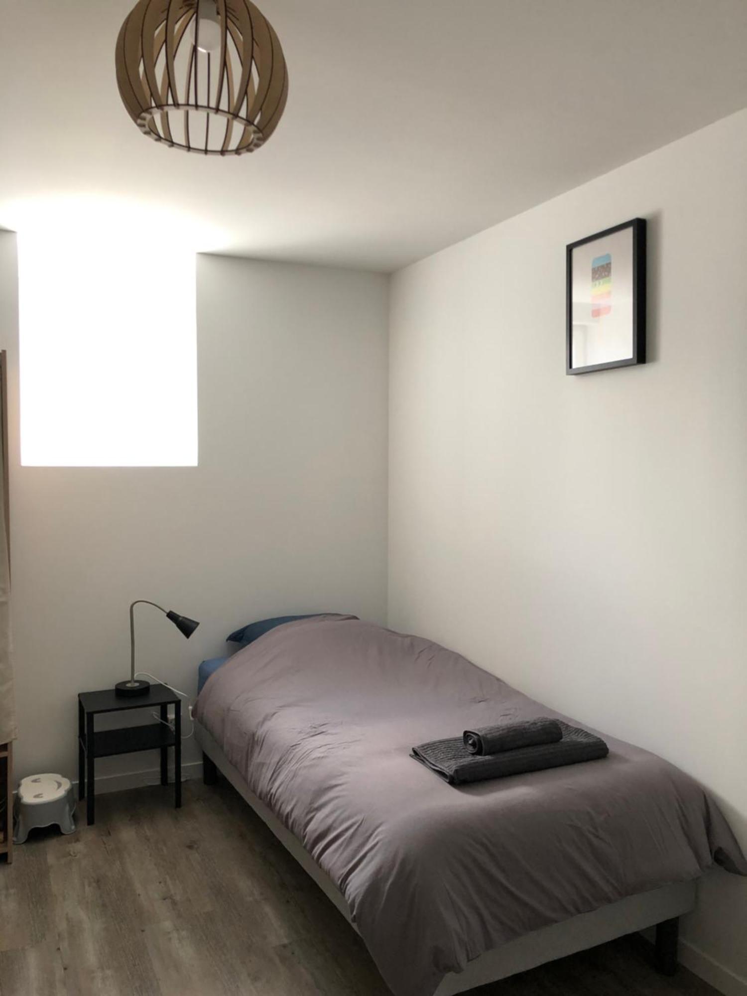 Gite De L'Hotel Castel Couvains  エクステリア 写真